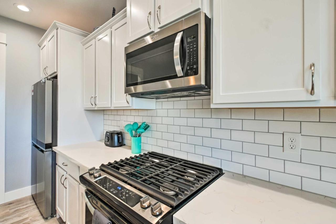 Ocean Shores Getaway With Fireplace And Hot Tub! Екстериор снимка
