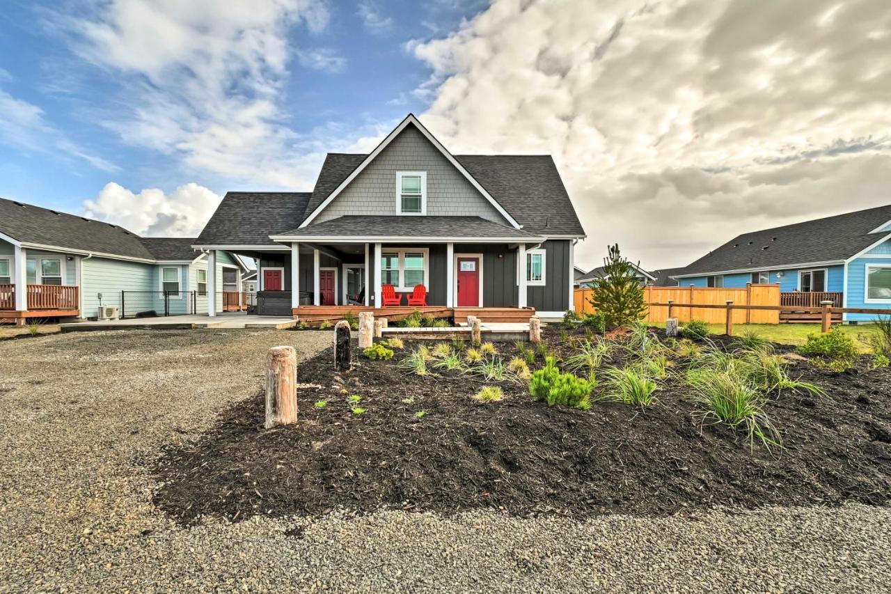 Ocean Shores Getaway With Fireplace And Hot Tub! Екстериор снимка
